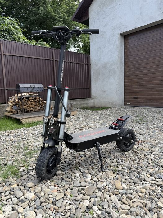 продам електросамокат Crosser Rocket 11