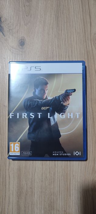 First light 007 James Bond gra ps5