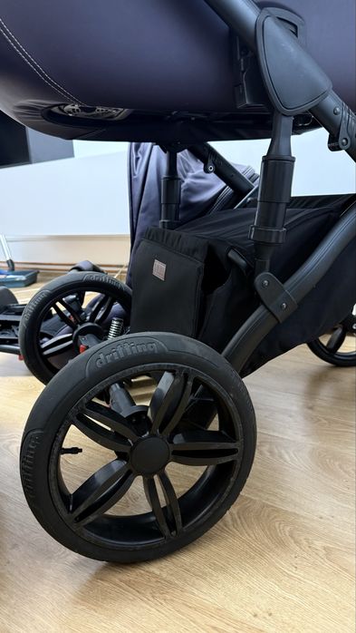 Коляска 3 в 1 Verdi Mocca фіолетова