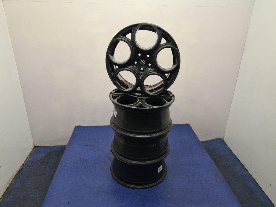 FELGI ALUMINIOWE 5x98 ET35 R17 7,5J