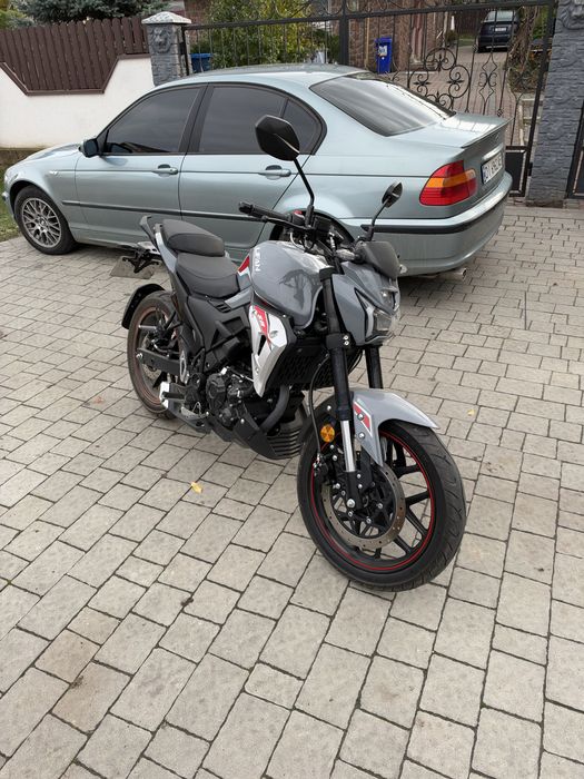 Мотоцикл  Lifan sr220