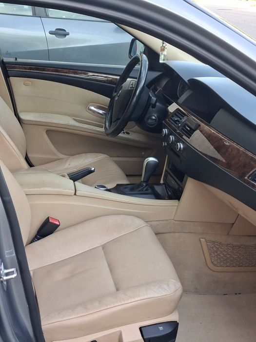 Vende-se bmw 520