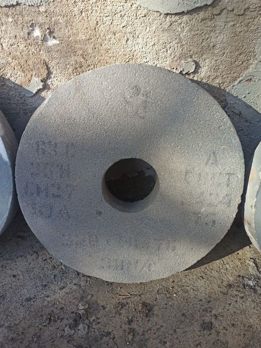 Круги шлифовальные образивные.