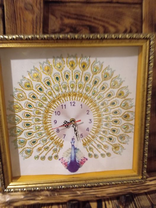 Продам настенные часы