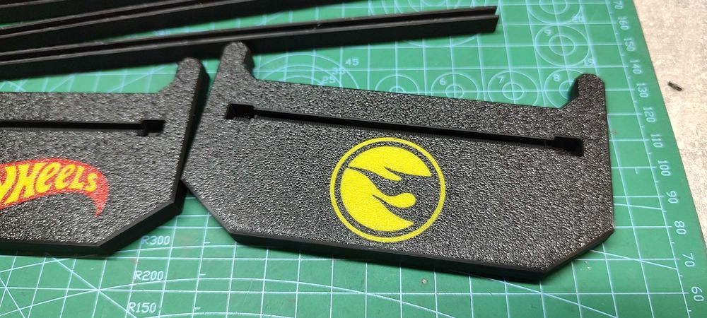 Stojak na modele Hot Wheels – Idealne dla kolekcjonerów!