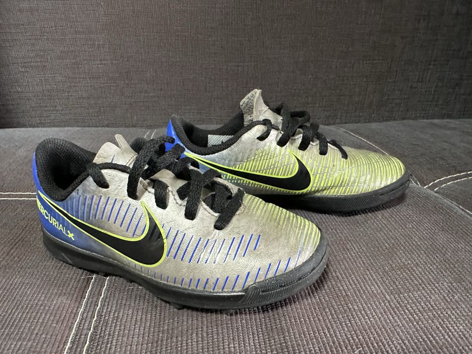 Сороканіжки Nike Mercurial 27.5р(16.5см)