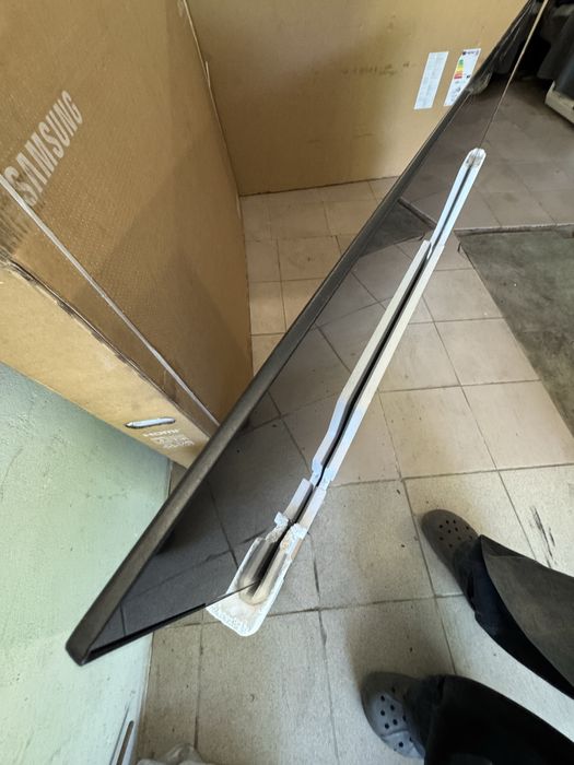 Телевізори Samsung Crystal UHD U8000F 65дюймів