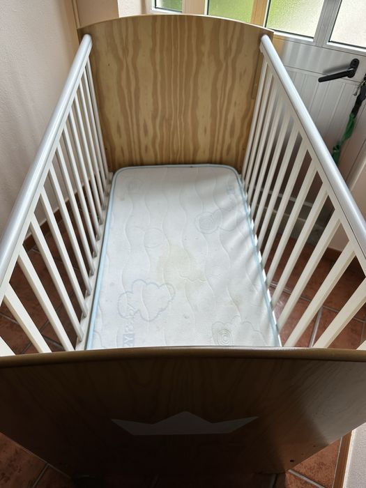 Berço bebe com colchão