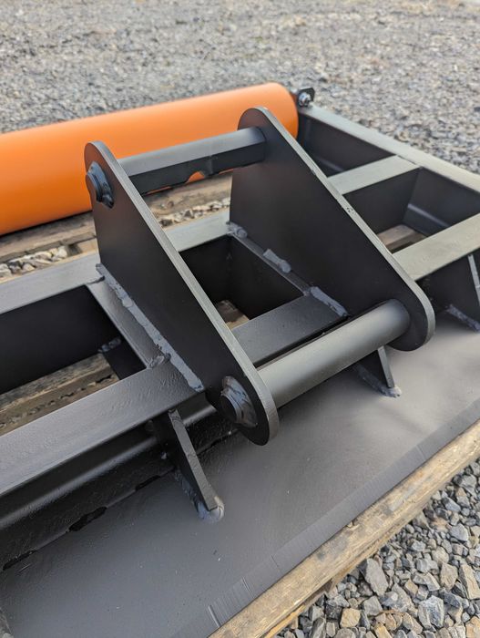 Niwelator do minikoparki 120 cm – Hardox500, S355N, różne mocowania