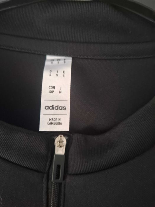 Adidas sportowa odzież