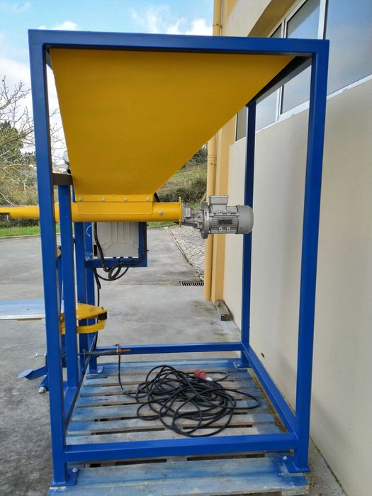 EMBALADORA CEREAIS - semi-automatica