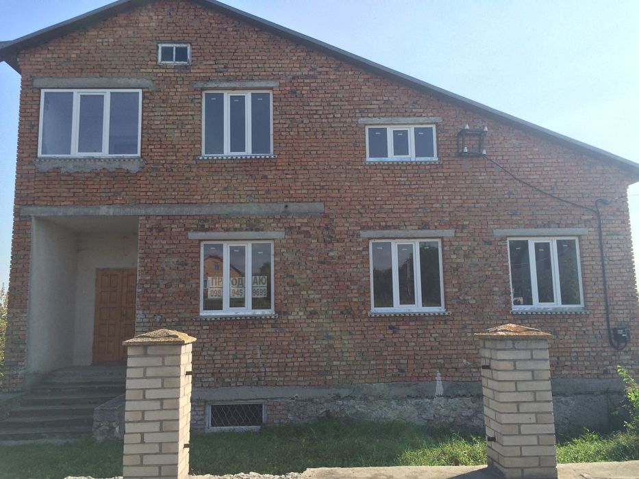 Продаж нового 2 поверхового будинку Волочиськ