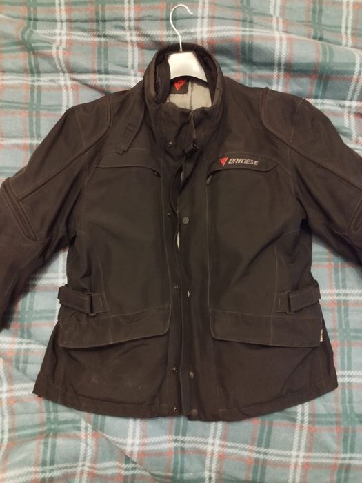 2 Casacos -Dainese Tamanho 56/Caparica Peles XL