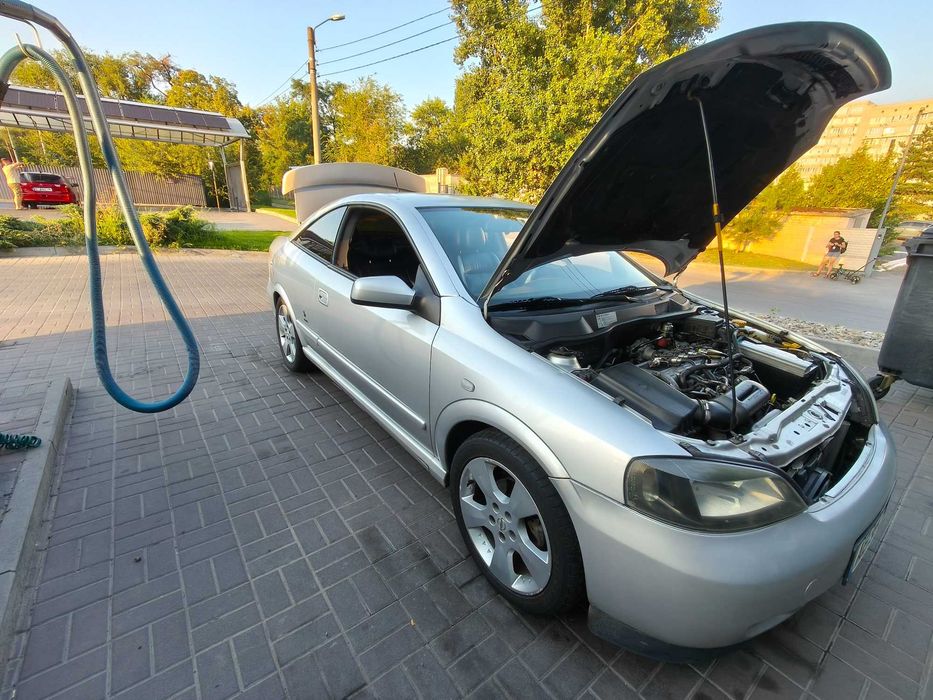 Opel Astra Bertone 2.2 Г/Б