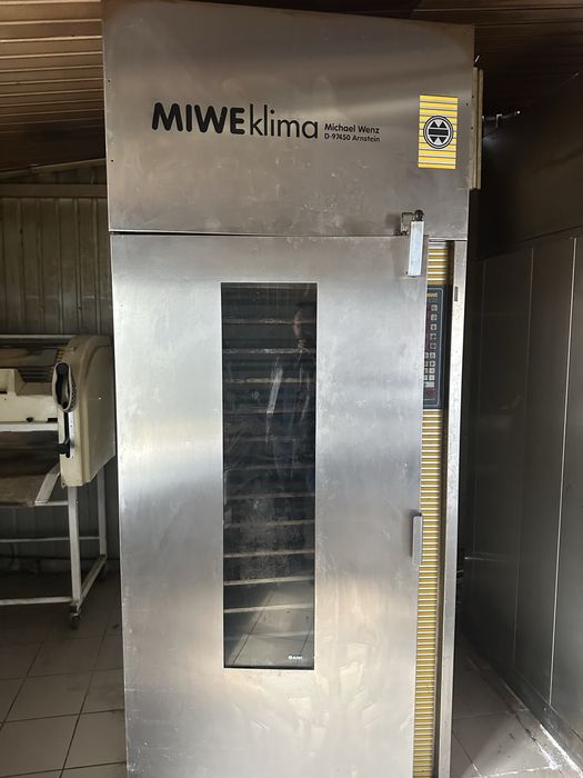Пічка ротаційна і розстійка MIWE