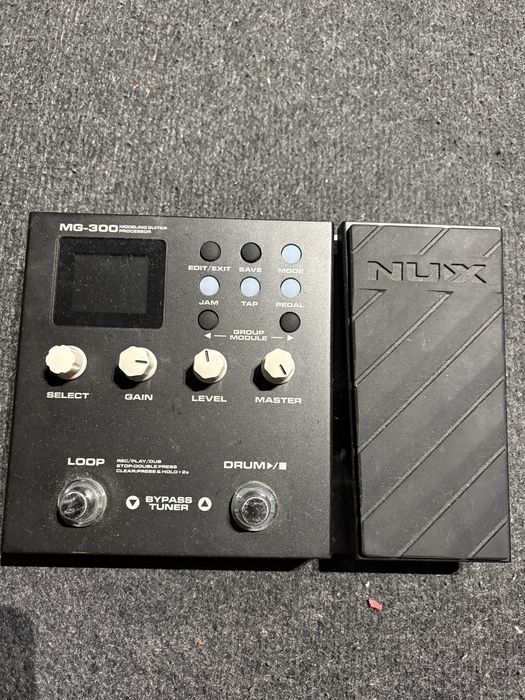 Multiefekt gitarowy NUX