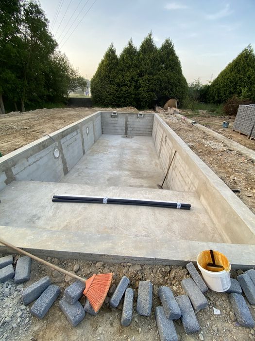 Construção de piscinas, chave na mão.