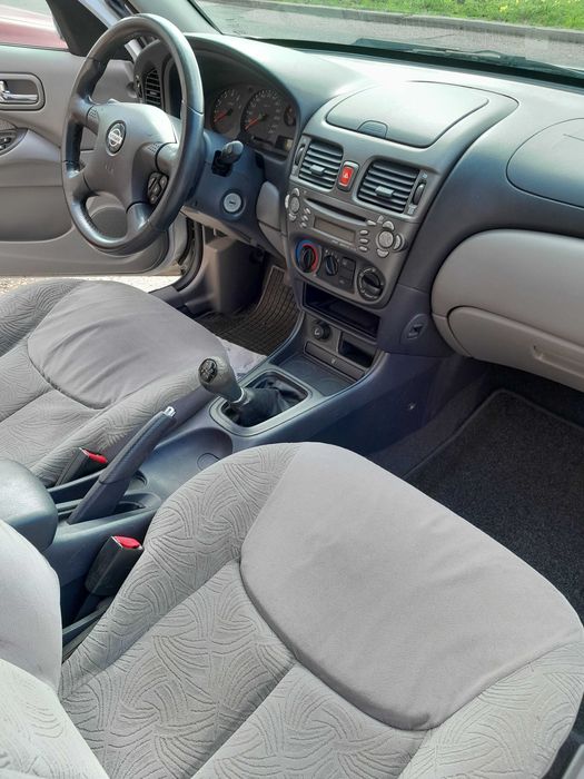 Nissan Almera 1.5 N16 particular