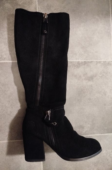 Чоботи з натуральної замші