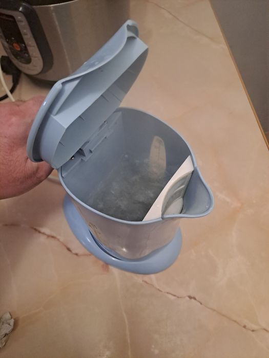 Електрочайник Maestro