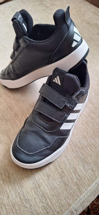 Кросівки adidas 35 розмір