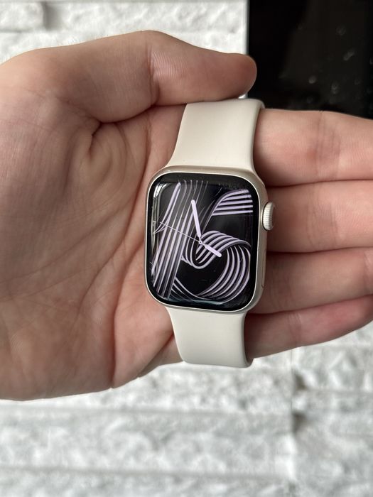 Apple Watch 7 starlight srebrny 41mm