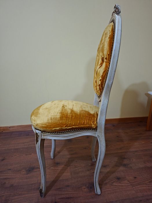 Cadeira estilo Baroco