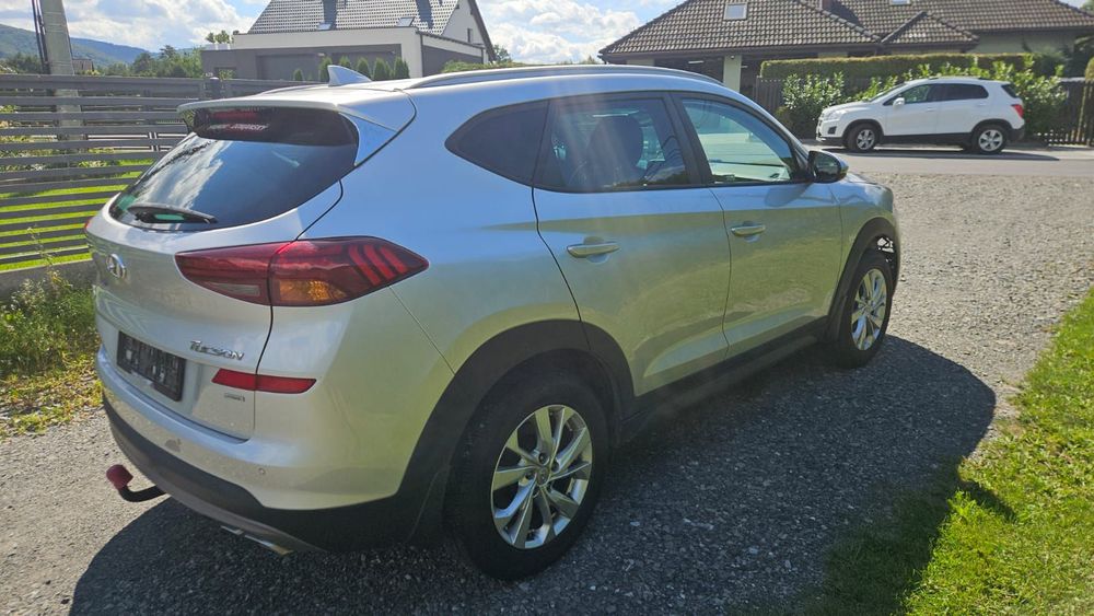 Hyundai Tucson 1,6 Turbo benzyna 177 ps 4x4 100 tys km