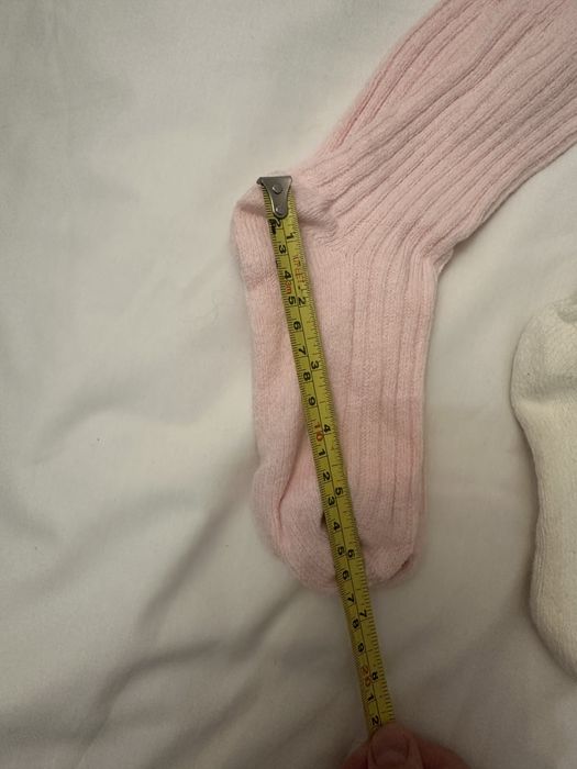 Продам шкарпетки на дівчинку нові