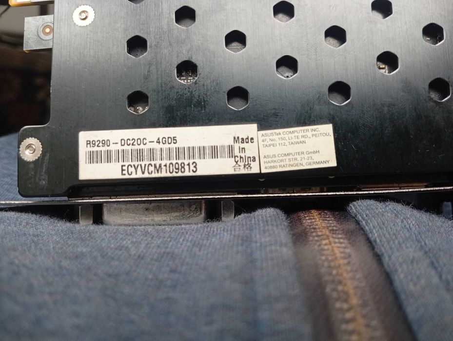 Продам відеокарту ASUS R9 290-DC2OC-4GB DDR5