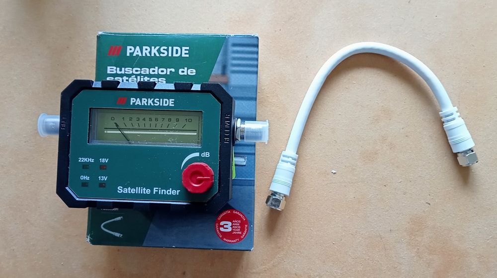 Satellite Finder with Warranty64751136166913120