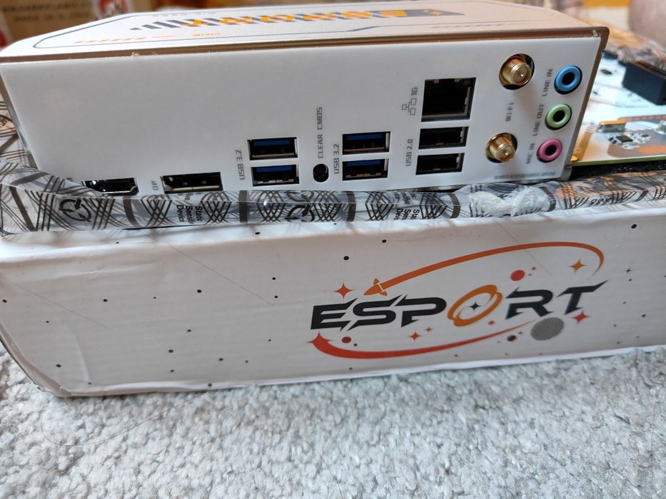 Біла мат. пл. Maxsun eSport B650m WiFi ICE з проц. Ryzen 5 7500F