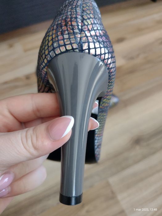 Nowe czółenka damskie Oleksy r.36