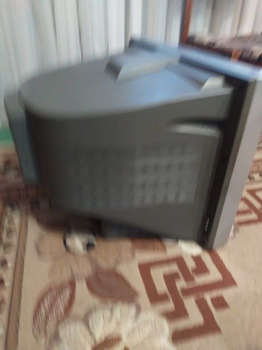 Продам телевизор б/у