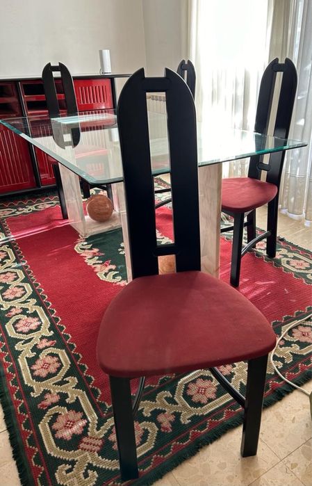 Mesa de vidro com 6 cadeiras