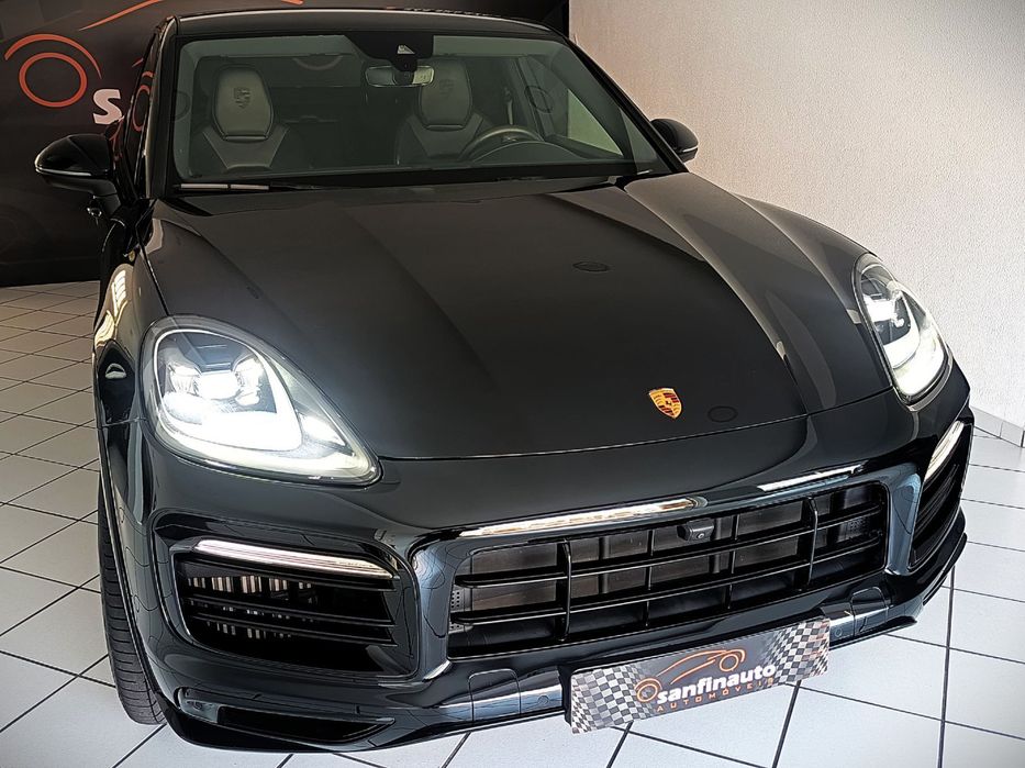 Porsche Cayenne Coupé E-Hybrid Tiptronic S Platinum Edition