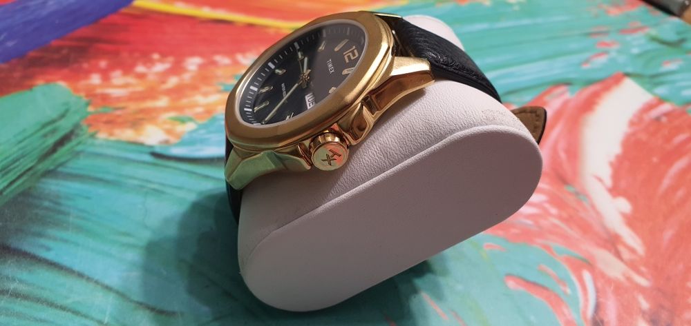 Zegarek złoty Timex