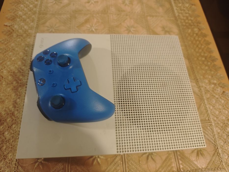 Konsola Xbox One S