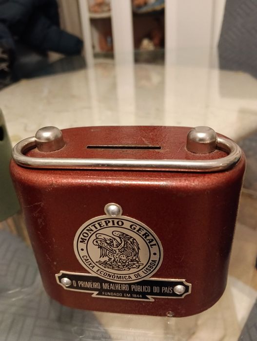 Mealheiros Montepio geral