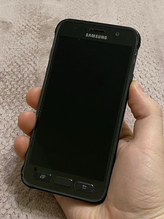 Телефон Samsung Galaxy S7 active