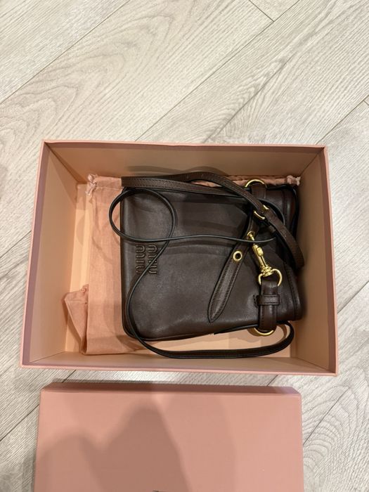 сумка-поше Miu Miu Nappa Leather Pouch