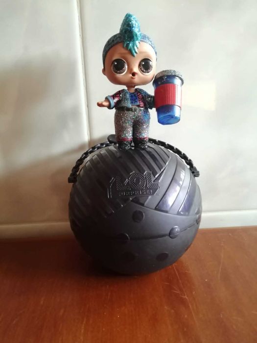 Vendo lote de bonecas em excelente estado