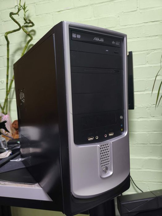 робочий компютер 8gb ,AMD , DDR3 , GTX275