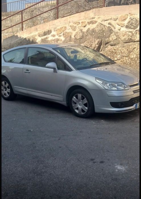 Vendo Citroën C4 Coupé 1.4  16V VTR de  2005 a gasolina