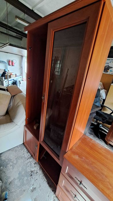 Witryna Black Red White i stolik z szybą