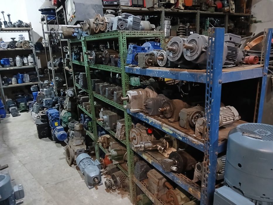 Motoreduktor,przekladnia,silnik wibracyjny,silnik  elektryczny,elektro