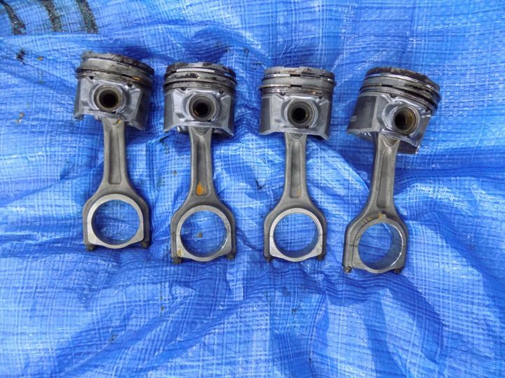 Шатуны на Peugeot 206 207 Bipper 1.4 hdi Citroen C2 C3 1.4 hdi Поршень