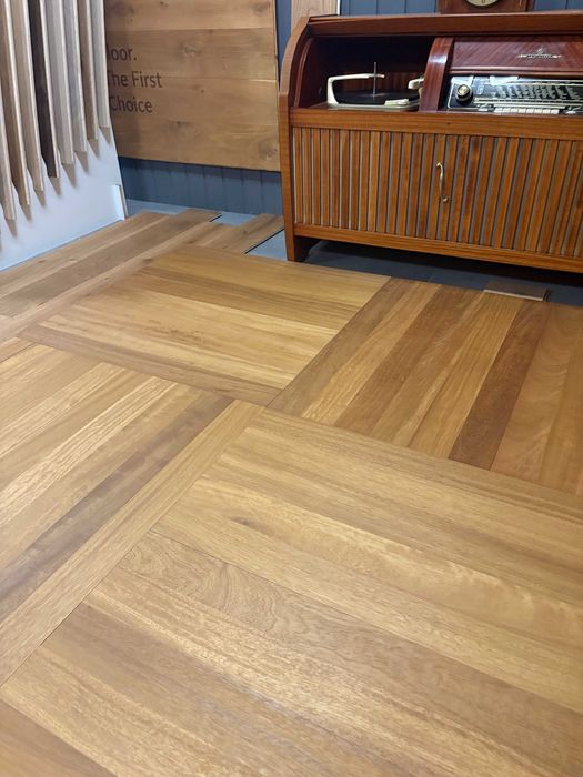 Iroko w najwyższej klasie 11×90×900 mm olejowana