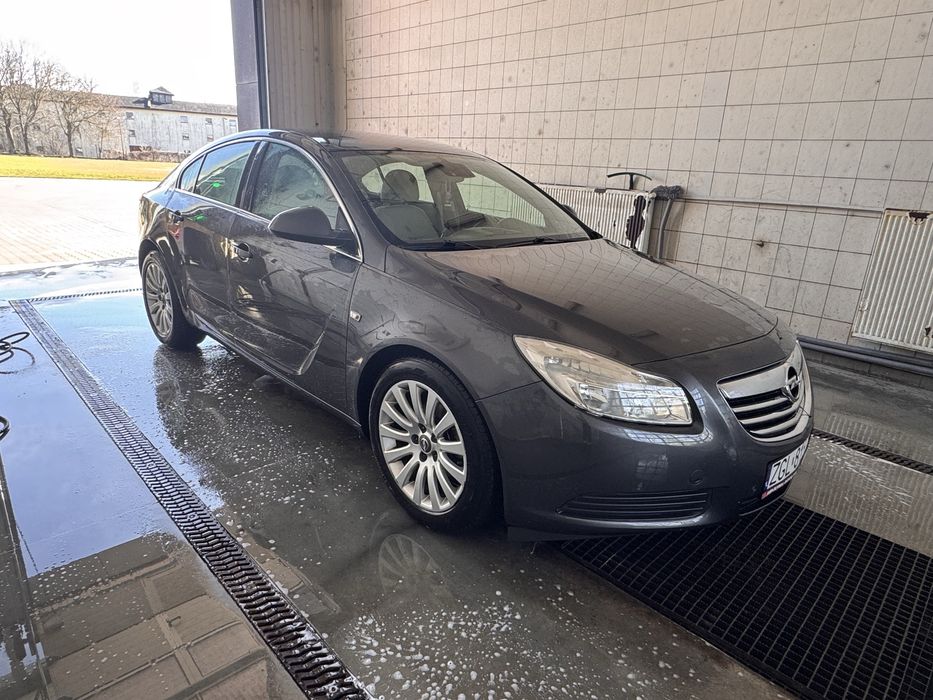 Opel Insignia 2011r