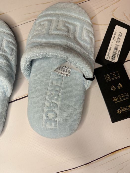 Подарункові тапочки Versace